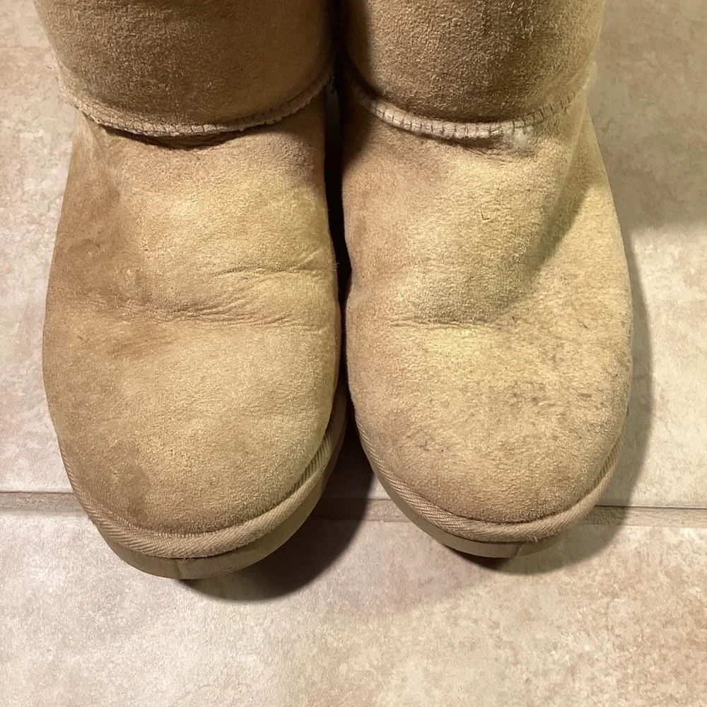 Ugg Y2K Tan Men’s Boot Size 9